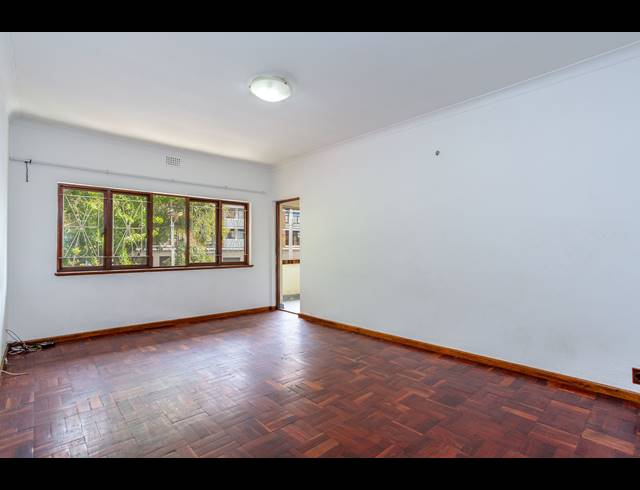 2 BEDROOM APARTMENT FOR SALE IN RONDEBOSCH
